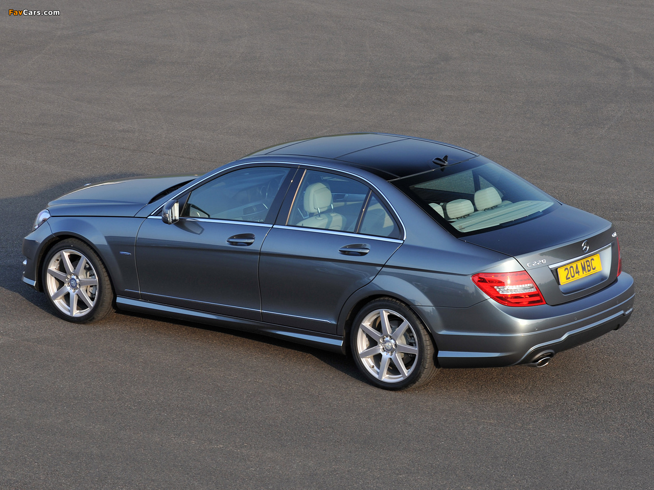 Photos of Mercedes-Benz C 220 CDI AMG Sports Package UK-spec (W204) 2011 (1280 x 960)