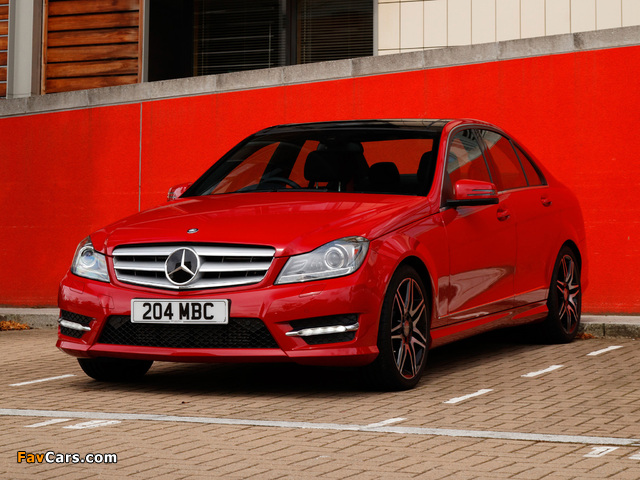 Photos of Mercedes-Benz C 220 CDI AMG Sports Package UK-spec (W204) 2011 (640 x 480)