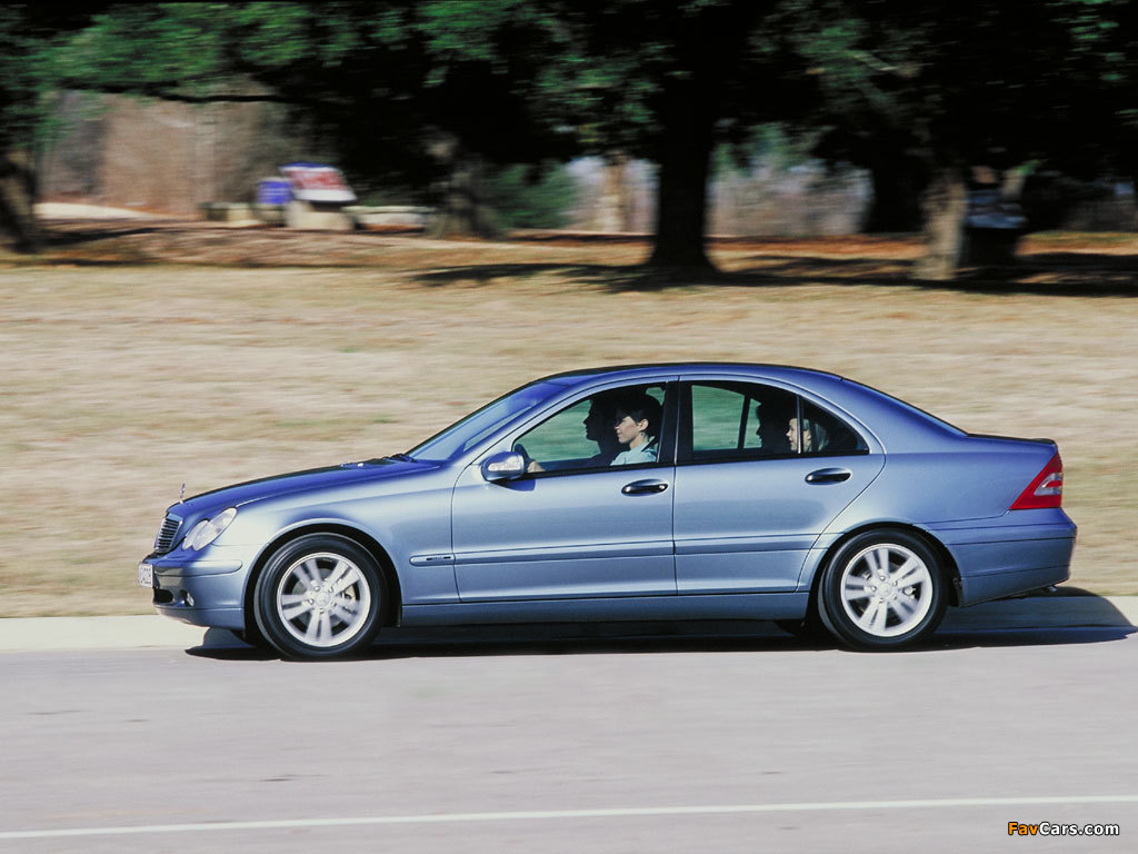 Pictures of Mercedes-Benz C 180 (W203) 2000–02 (1024 x 768)