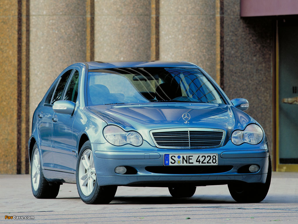 Pictures of Mercedes-Benz C 180 (W203) 2000–02 (1024 x 768)