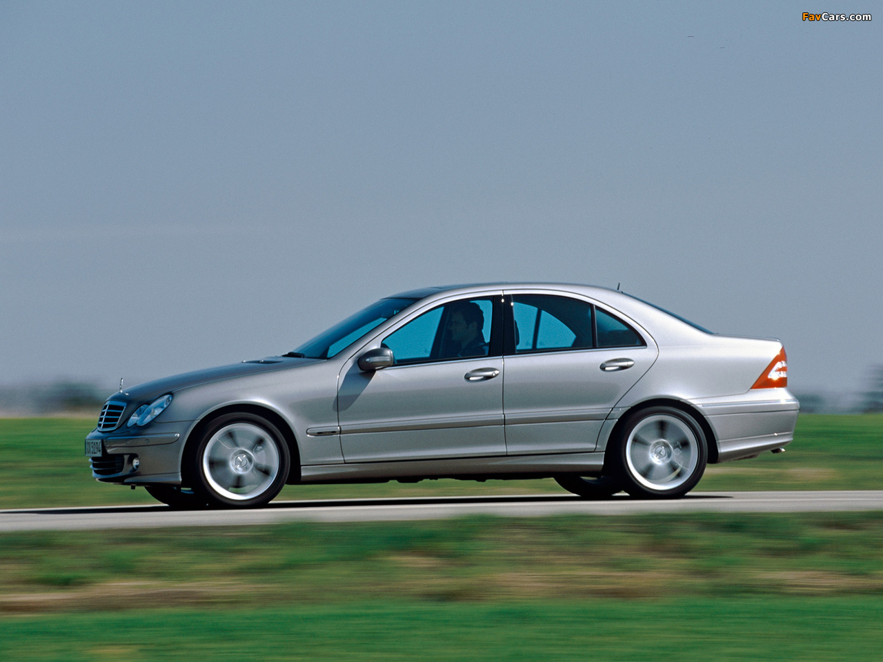 Pictures of Mercedes-Benz S 230 (W203) 2005–07 (1280 x 960)