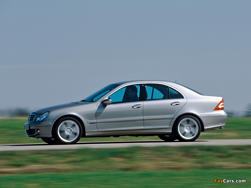 Pictures of Mercedes-Benz S 230 (W203) 2005–07 (800 x 600)