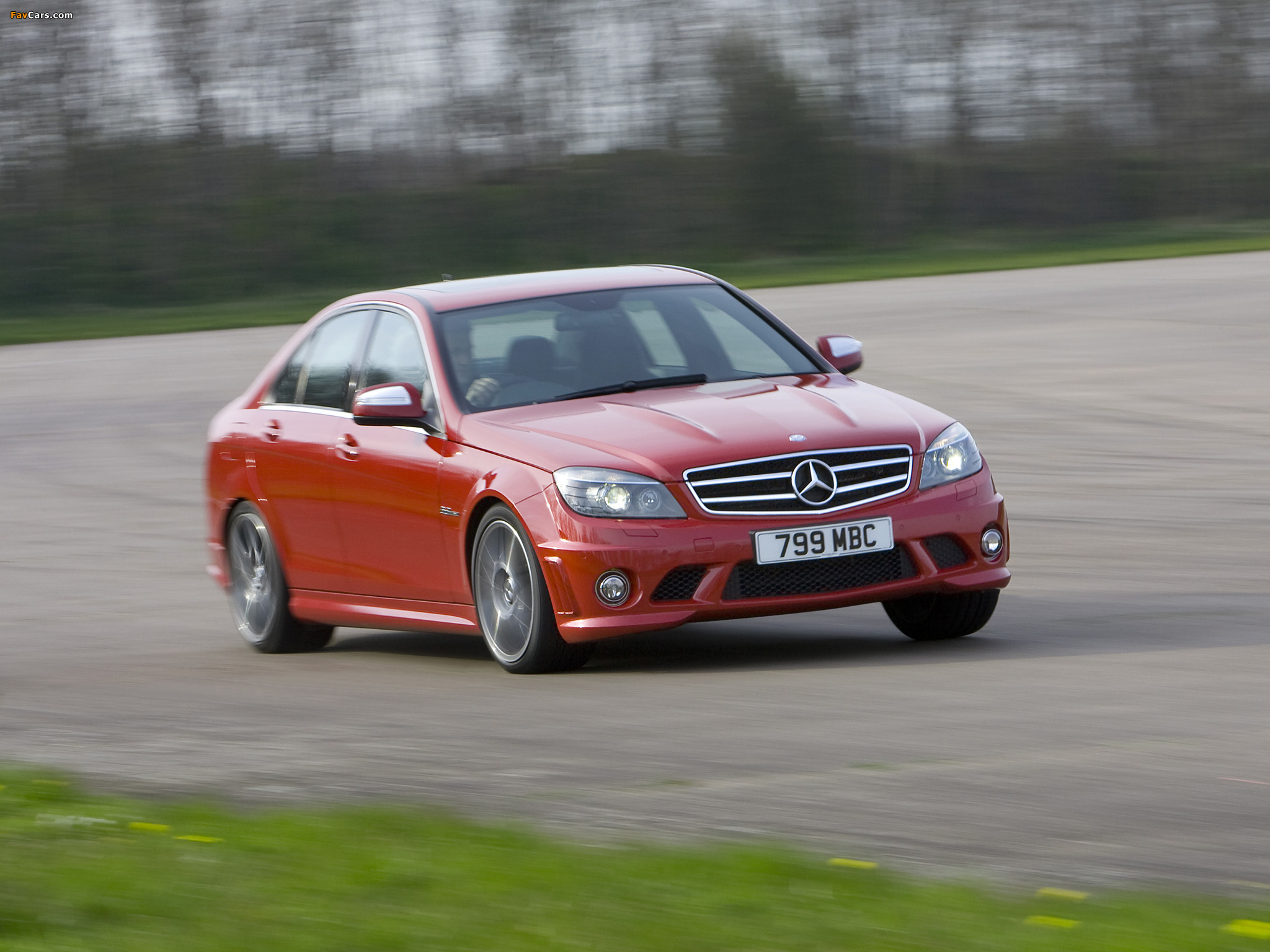 Pictures of Mercedes-Benz C 63 AMG UK-spec (W204) 2007–11 (2048 x 1536)