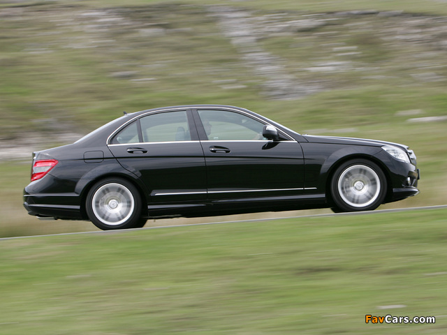 Pictures of Mercedes-Benz C 220 CDI Sport UK-spec (W204) 2007–11 (640 x 480)