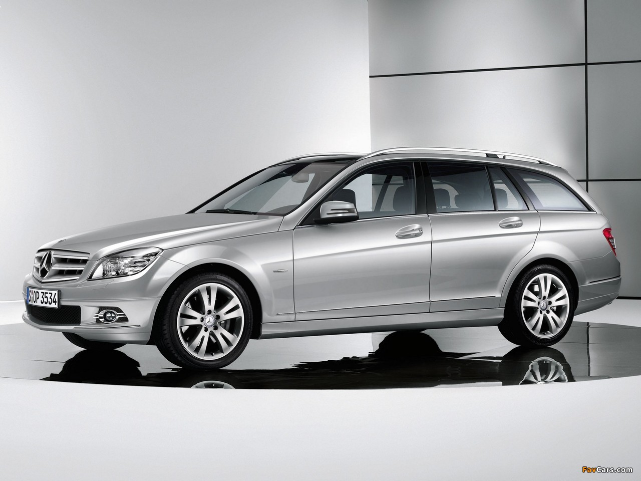 Pictures of Mercedes-Benz C 300 Estate (S204) 2008–11 (1280 x 960)