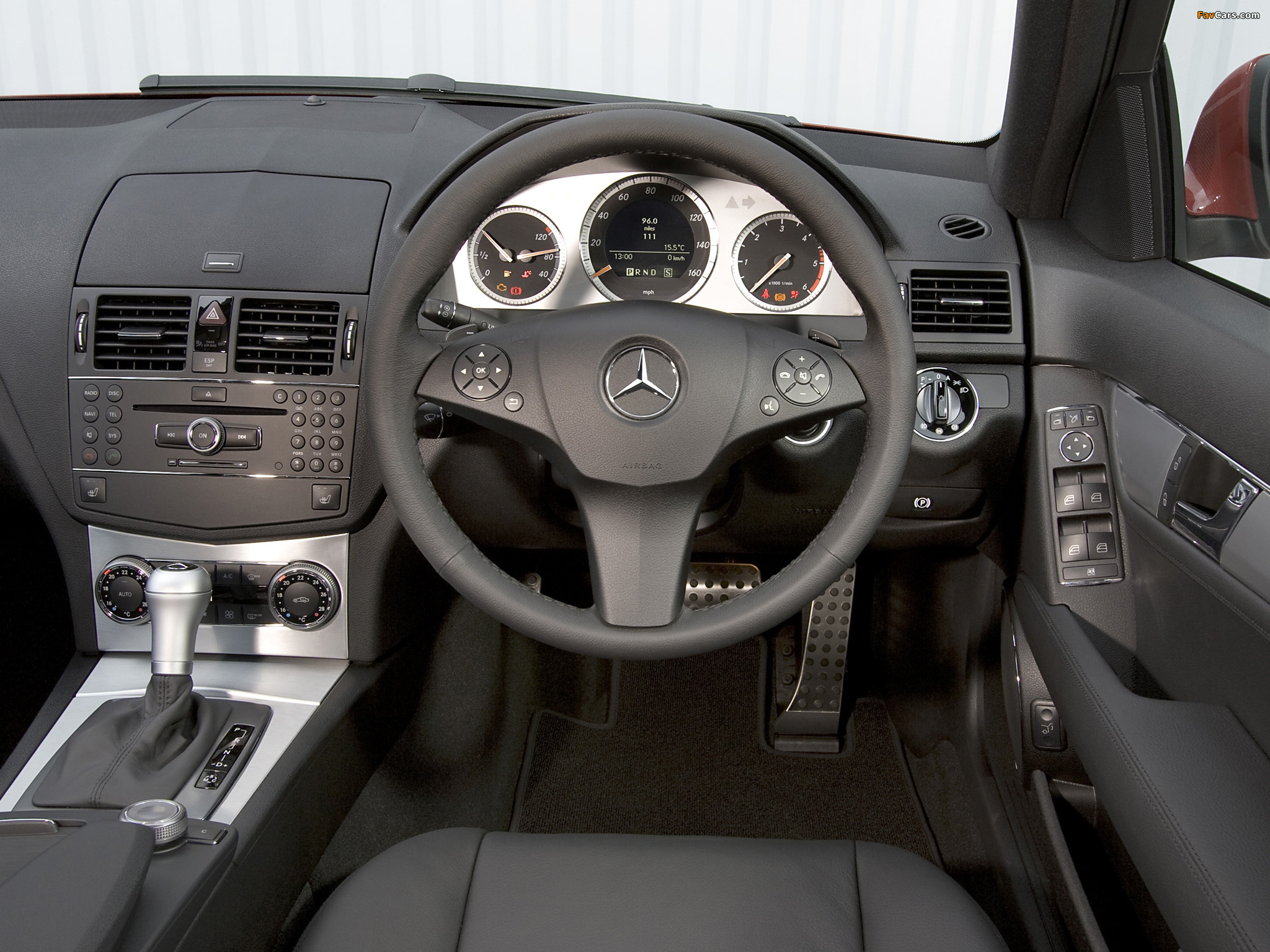 Pictures of Mercedes-Benz C 220 CDI Sport Estate UK-spec (S204) 2008–11 (2048 x 1536)