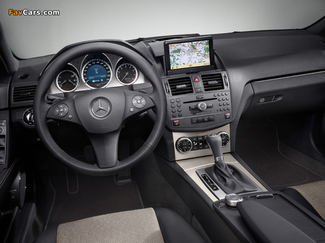 Pictures of Mercedes-Benz C-Klasse Estate Special Edition (S204) 2009 (640 x 480)