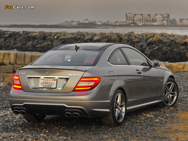 Pictures of Mercedes-Benz C 63 AMG Coupe US-spec (C204) 2011 (640 x 480)