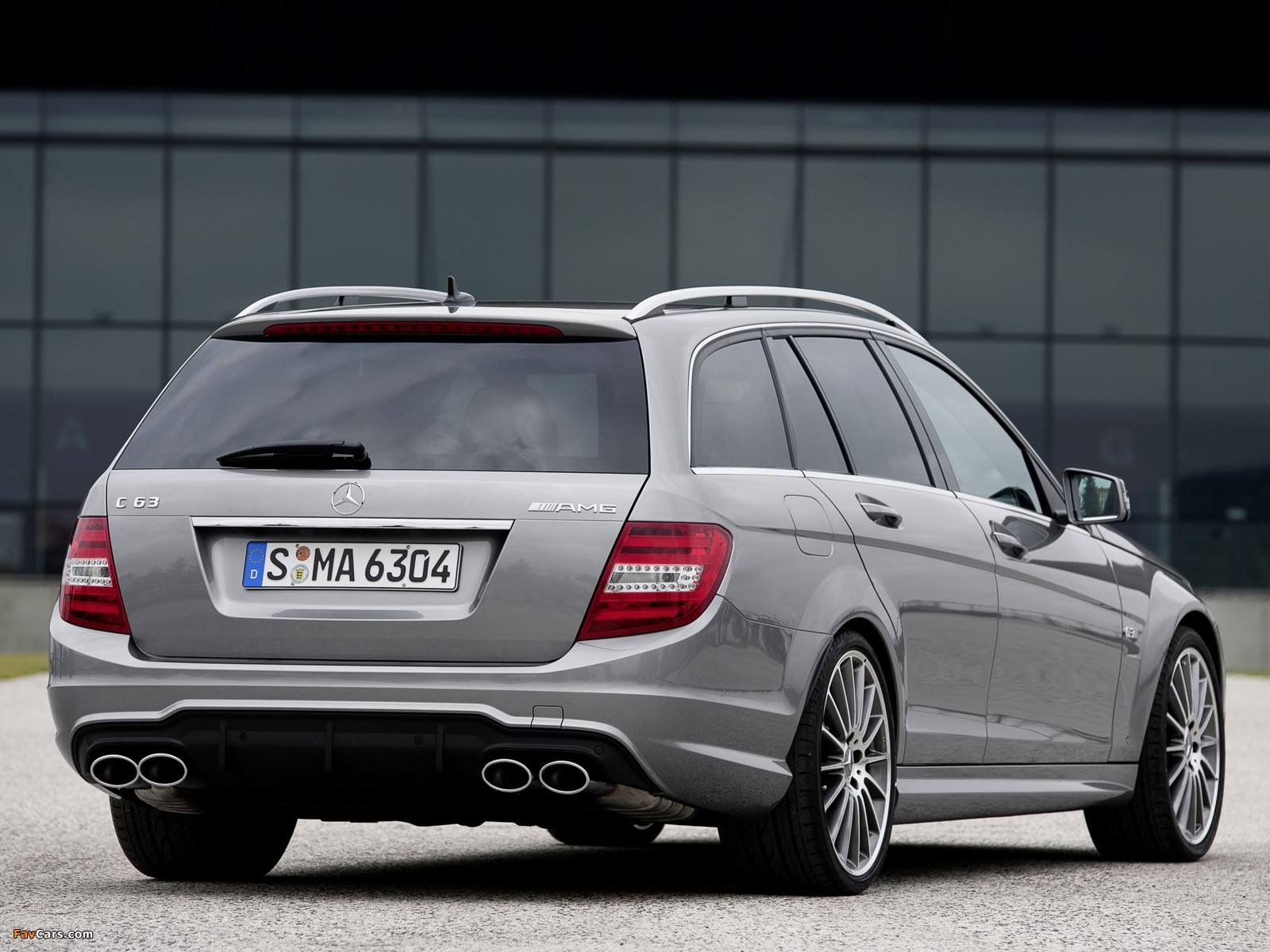 Pictures of Mercedes-Benz C 63 AMG Estate (S204) 2011 (1600 x 1200)