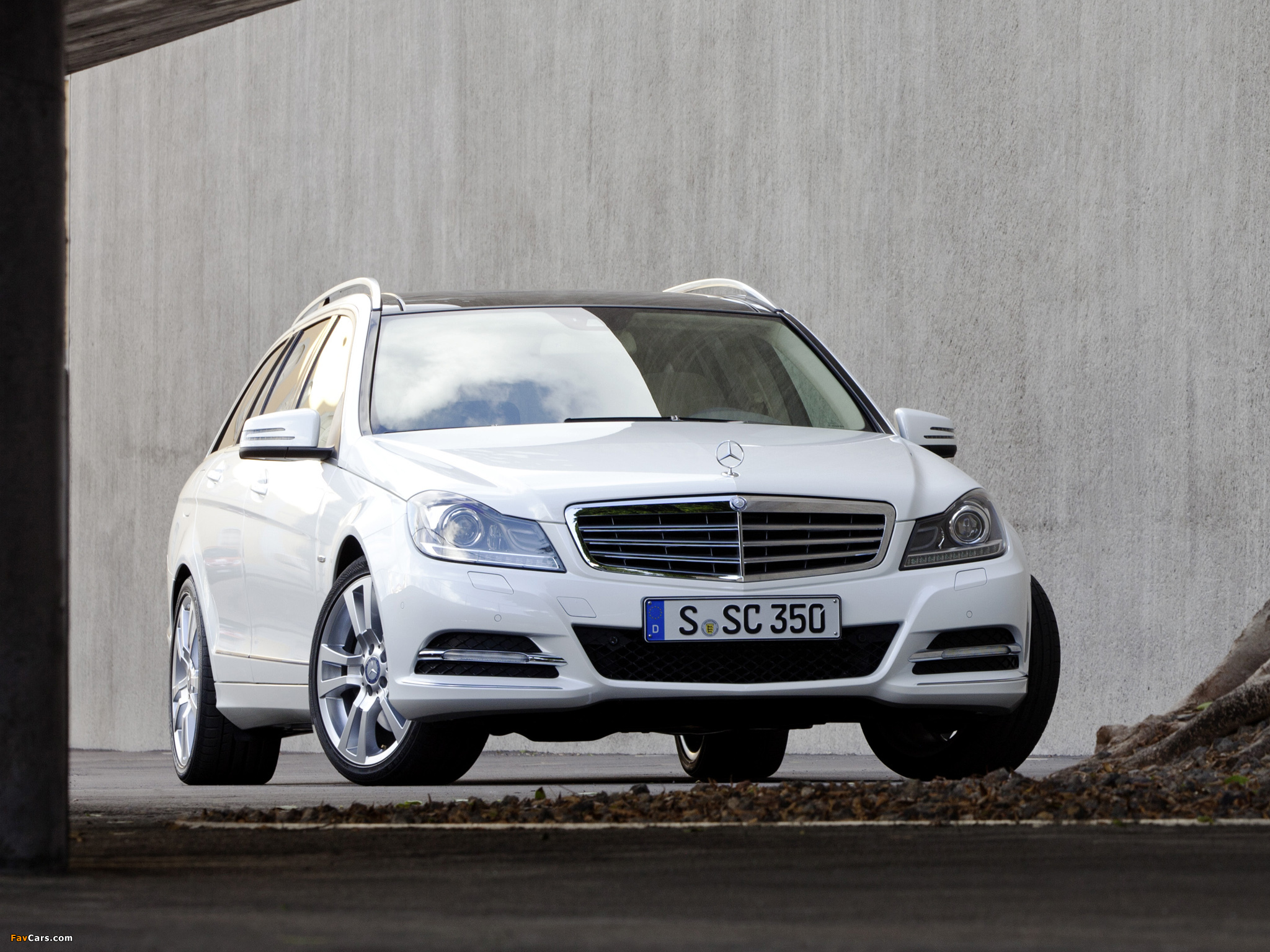 Pictures of Mercedes-Benz C 350 CDI Estate (S204) 2011 (2048 x 1536)