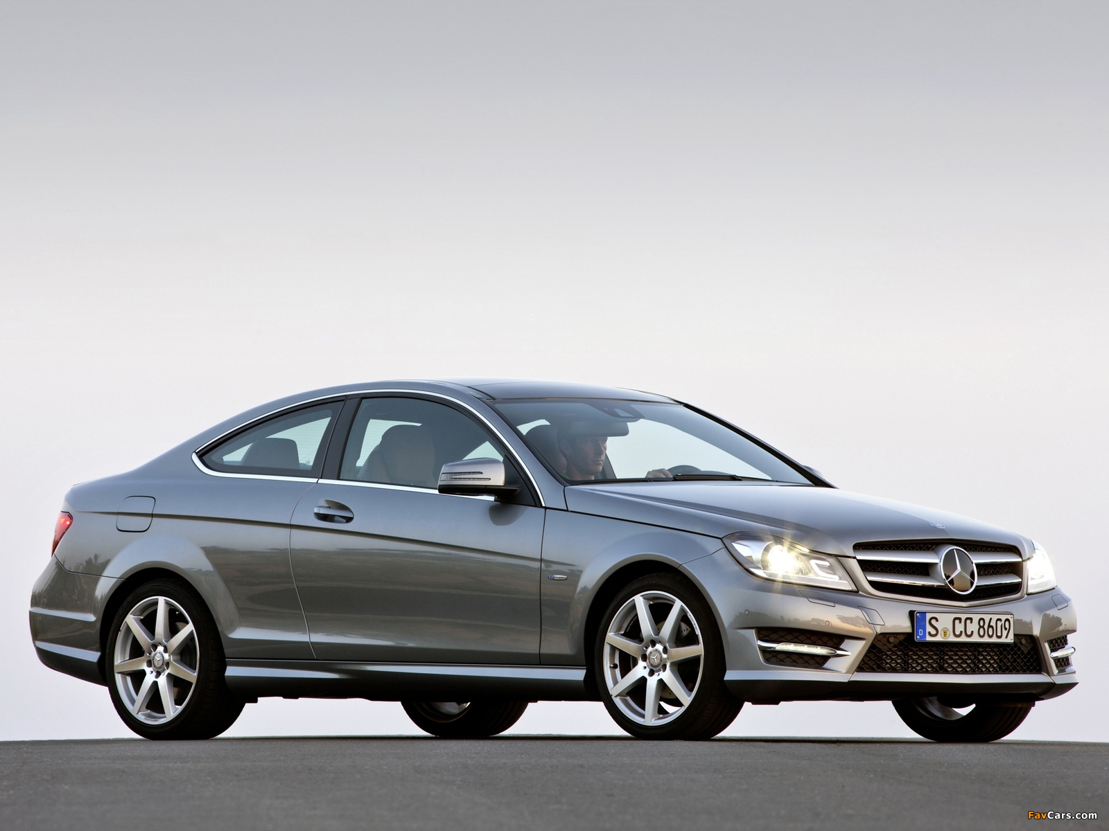 Pictures of Mercedes-Benz C 250 Coupe (C204) 2011 (1600 x 1200)