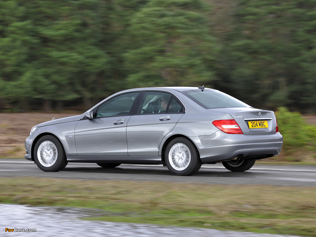 Pictures of Mercedes-Benz C 180 UK-spec (W204) 2011 (1024 x 768)