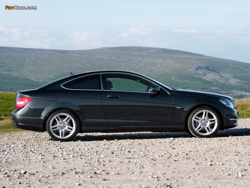 Pictures of Mercedes-Benz C 220 CDI Coupe UK-spec (C204) 2011 (800 x 600)