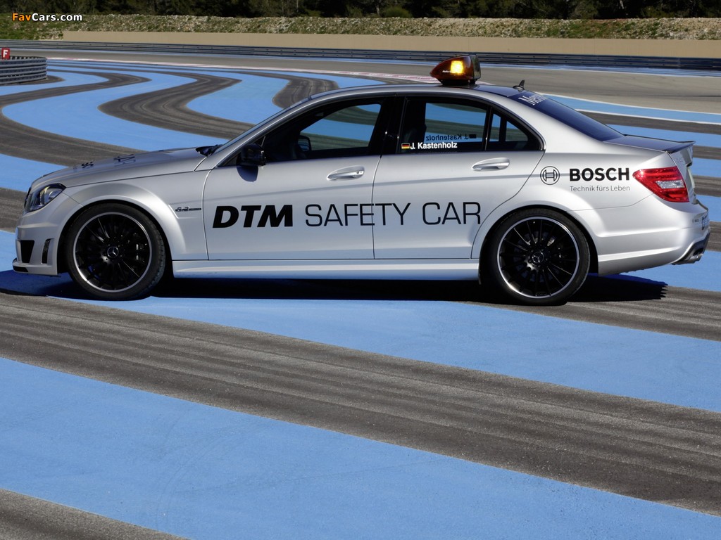 Pictures of Mercedes-Benz C 63 AMG DTM Safety Car (W204) 2011 (1024 x 768)