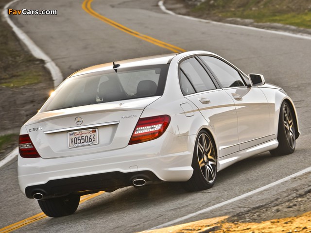 Pictures of Mercedes-Benz C 300 4MATIC AMG Sports Package US-spec (W204) 2011 (640 x 480)