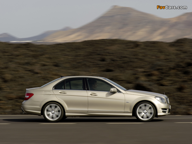 Pictures of Mercedes-Benz C 350 AMG Sports Package (W204) 2011 (640 x 480)