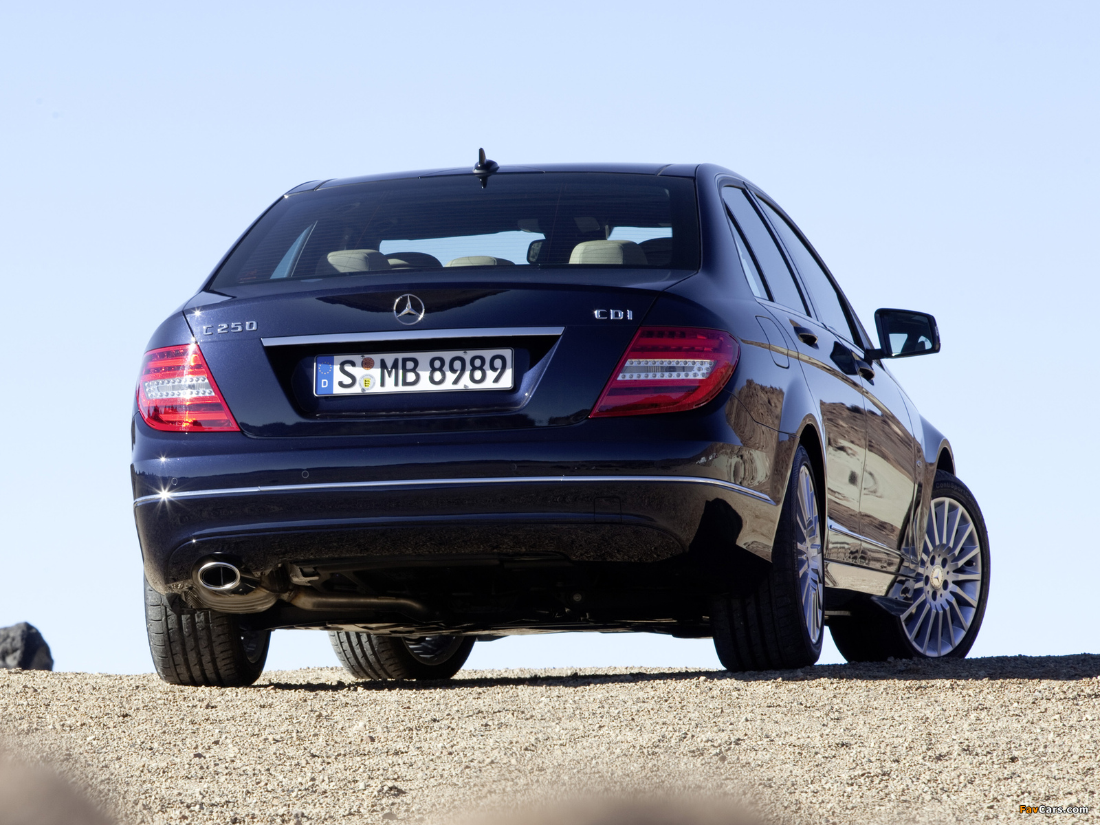 Pictures of Mercedes-Benz C 250 CDI BlueEfficiency (W204) 2011 (1600 x 1200)