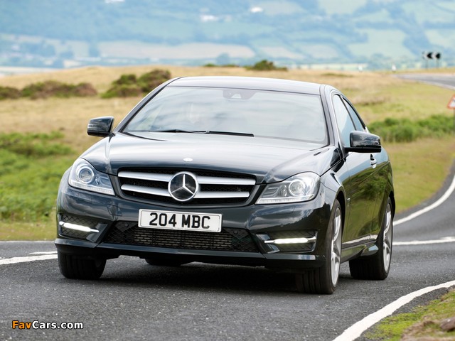 Pictures of Mercedes-Benz C 220 CDI Coupe UK-spec (C204) 2011 (640 x 480)