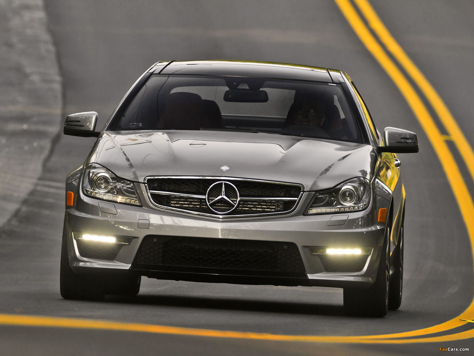 Pictures of Mercedes-Benz C 63 AMG Coupe US-spec (C204) 2011 (1600 x 1200)