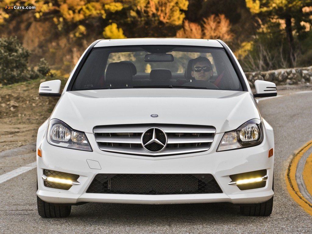 Pictures of Mercedes-Benz C 300 4MATIC AMG Sports Package US-spec (W204) 2011 (1024 x 768)