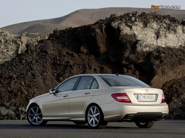 Pictures of Mercedes-Benz C 350 AMG Sports Package (W204) 2011 (640 x 480)