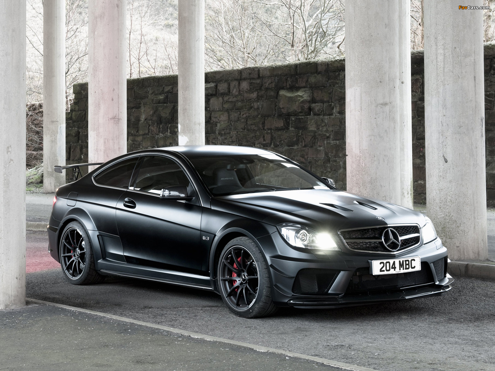 Pictures of Mercedes-Benz C 63 AMG Black Series Coupe UK-spec (C204) 2012 (1600 x 1200)