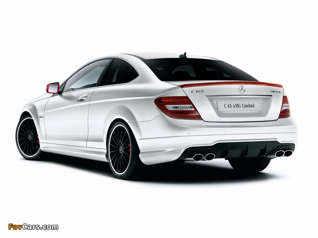 Pictures of Mercedes-Benz C 63 AMG Limited Coupe (C204) 2013 (640 x 480)