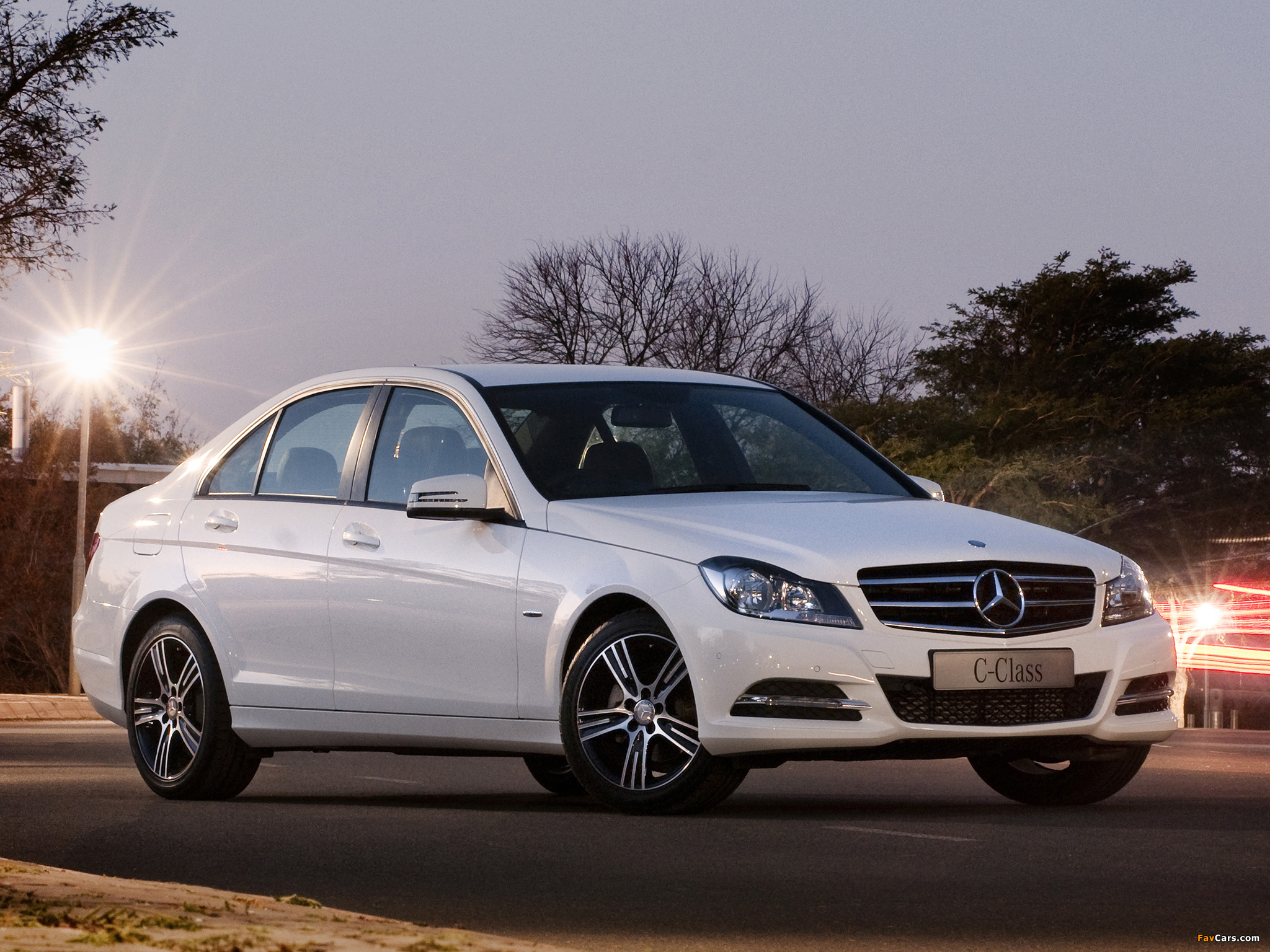 Pictures of Mercedes-Benz C 300 Edition C (W204) 2013 (2048 x 1536)