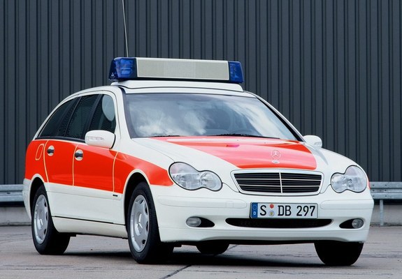 Pictures of Mercedes-Benz C-Klasse Estate Notarzt (S203) 2001–05