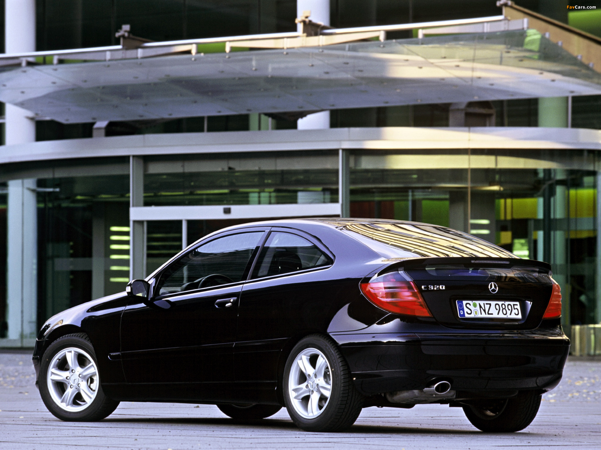 Mercedes-Benz C 320 Sportcoupe (C203) 2001–05 wallpapers (2048 x 1536)