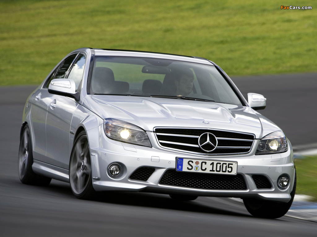 Mercedes-Benz C 63 AMG (W204) 2007–11 wallpapers (1024 x 768)