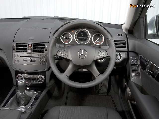 Mercedes-Benz C 180 Kompressor Estate UK-spec (S204) 2008–11 wallpapers (640 x 480)
