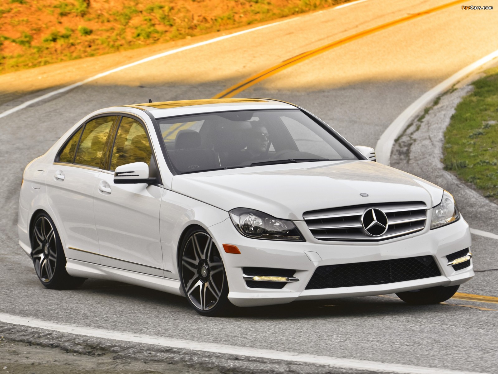 Mercedes-Benz C 300 4MATIC AMG Sports Package US-spec (W204) 2011 wallpapers (1600 x 1200)