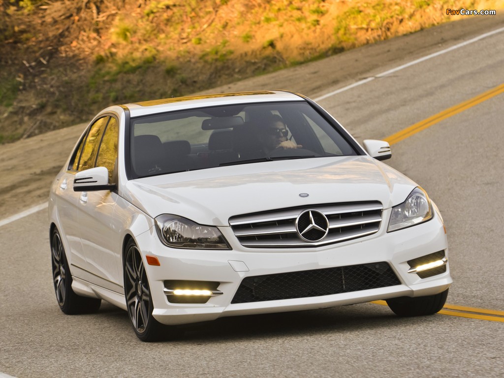 Mercedes-Benz C 300 4MATIC AMG Sports Package US-spec (W204) 2011 wallpapers (1024 x 768)