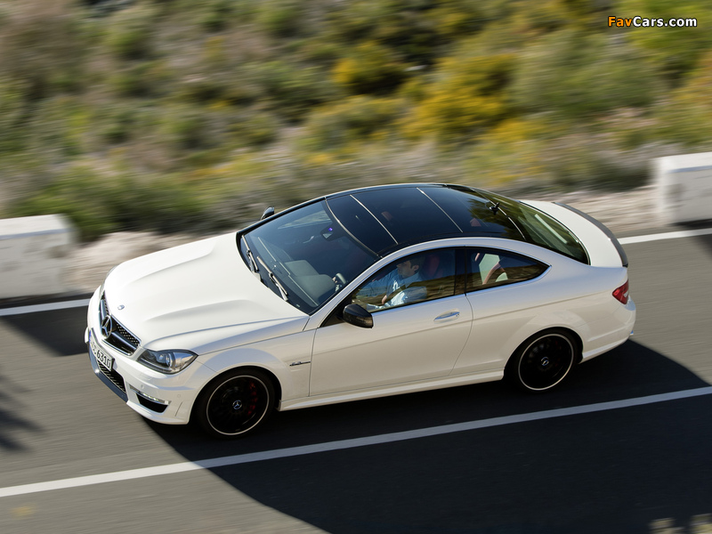 Mercedes-Benz C 63 AMG Coupe (C204) 2011 wallpapers (800 x 600)