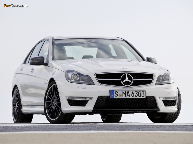 Mercedes-Benz C 63 AMG (W204) 2011 wallpapers (800 x 600)