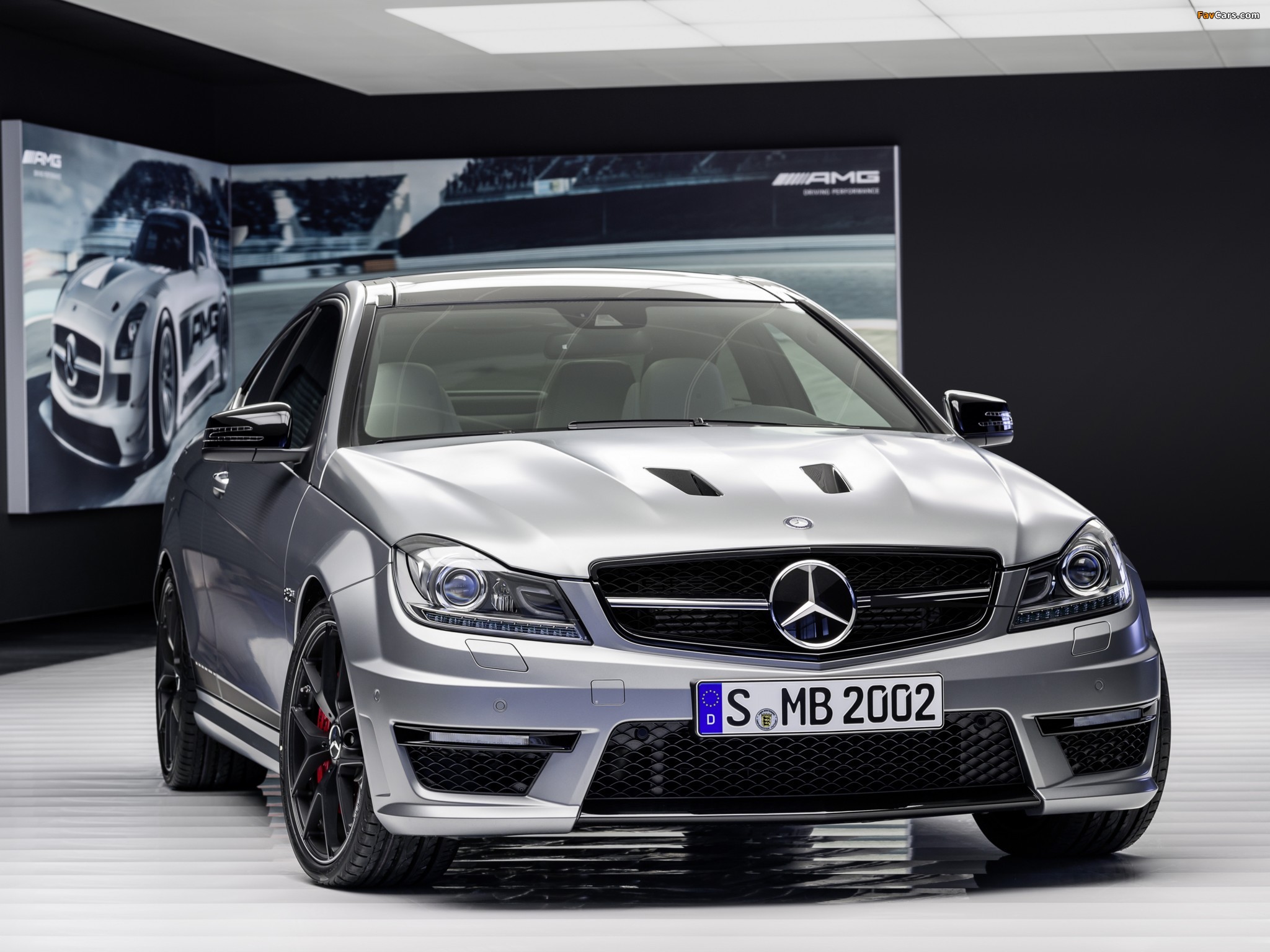 Mercedes-Benz C 63 AMG Coupe Edition 507 (C204) 2013 wallpapers (2048 x 1536)