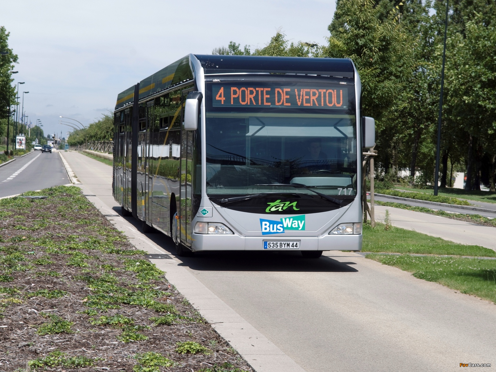 Images of Mercedes-Benz Citaro G CNG (O530) 2009–11 (1600 x 1200)