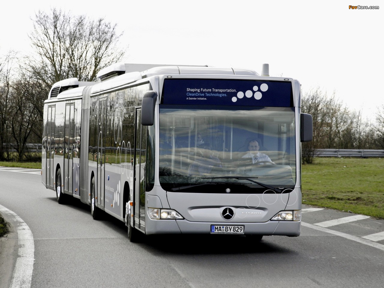 Photos of Mercedes-Benz Citaro G BlueTec Hybrid (O530) 2009–11 (1280 x 960)