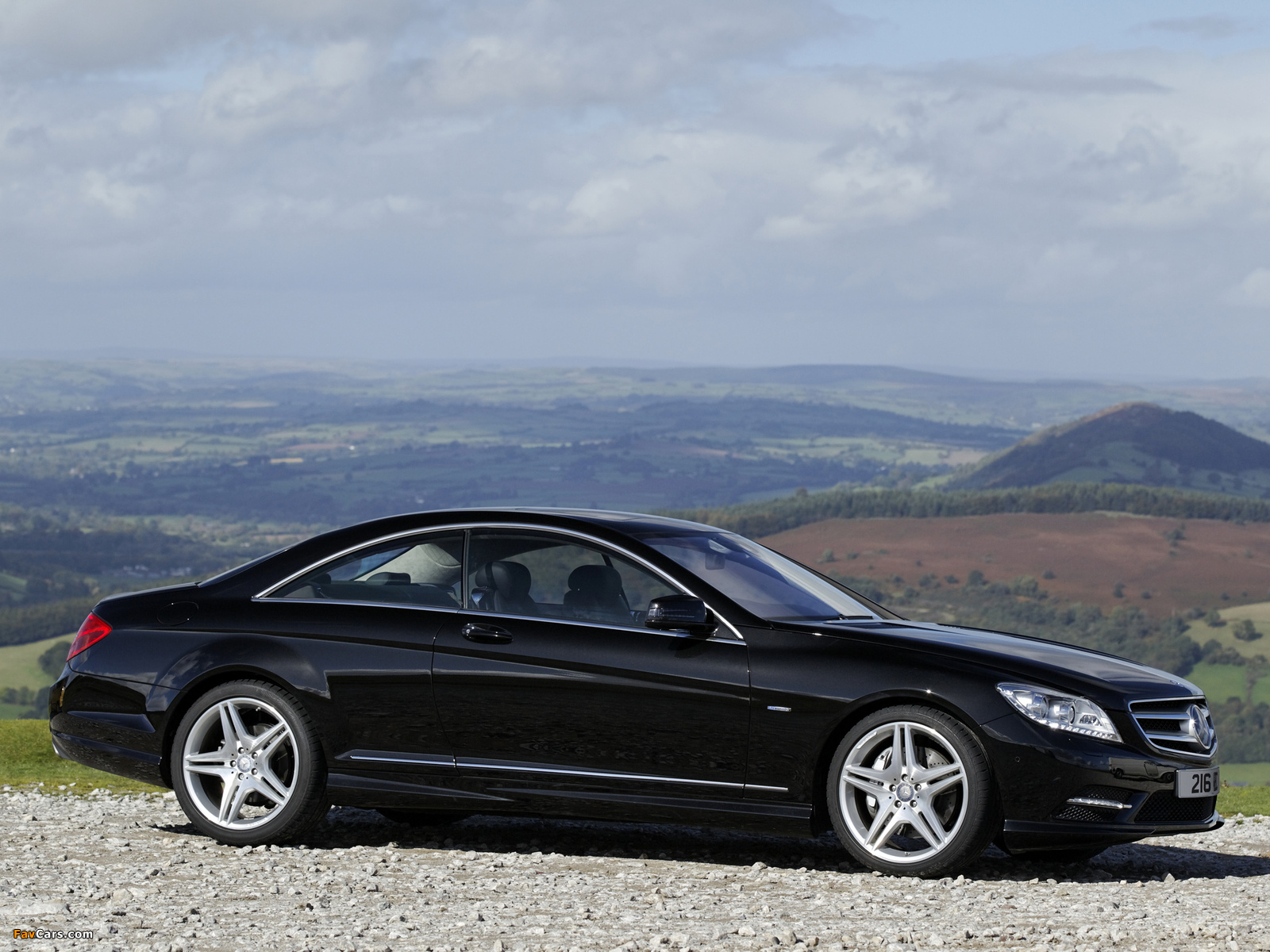 Images of Mercedes-Benz CL 500 AMG Sports Package UK-spec (C216) 2010 (1600 x 1200)