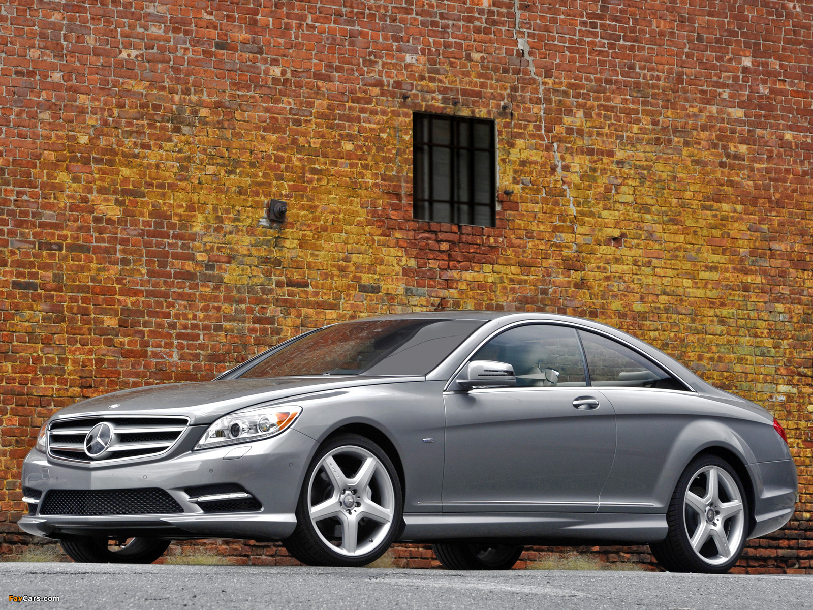 Images of Mercedes-Benz CL 550 4MATIC (C216) 2010 (1600 x 1200)