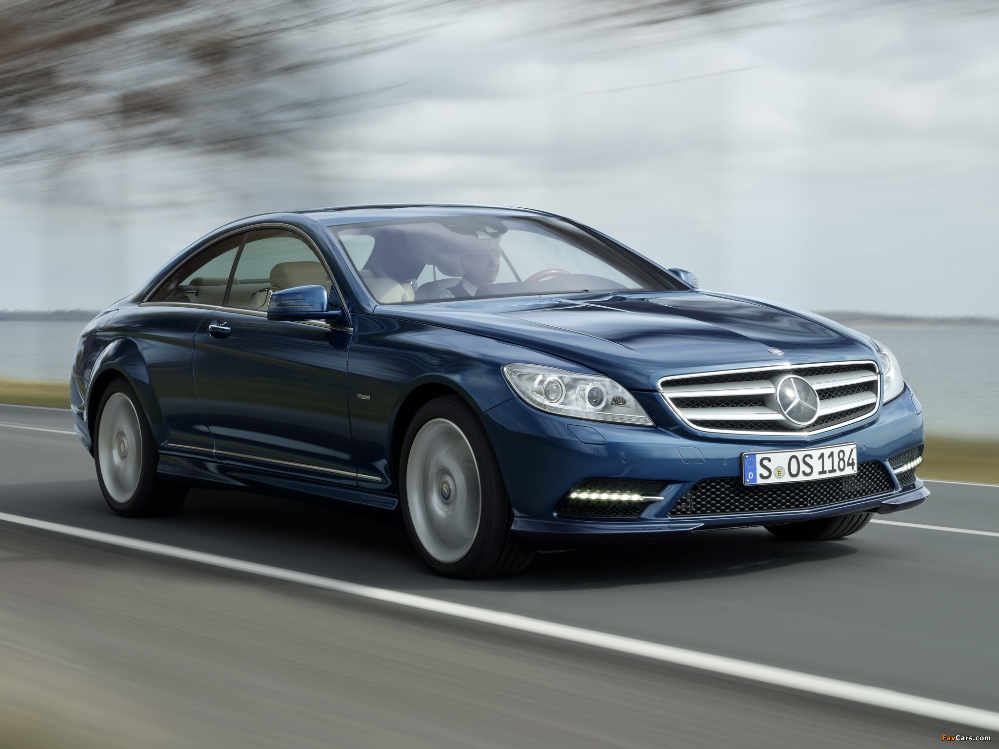 Images of Mercedes-Benz CL 500 4MATIC AMG Sports Package (C216) 2010 (2048 x 1536)