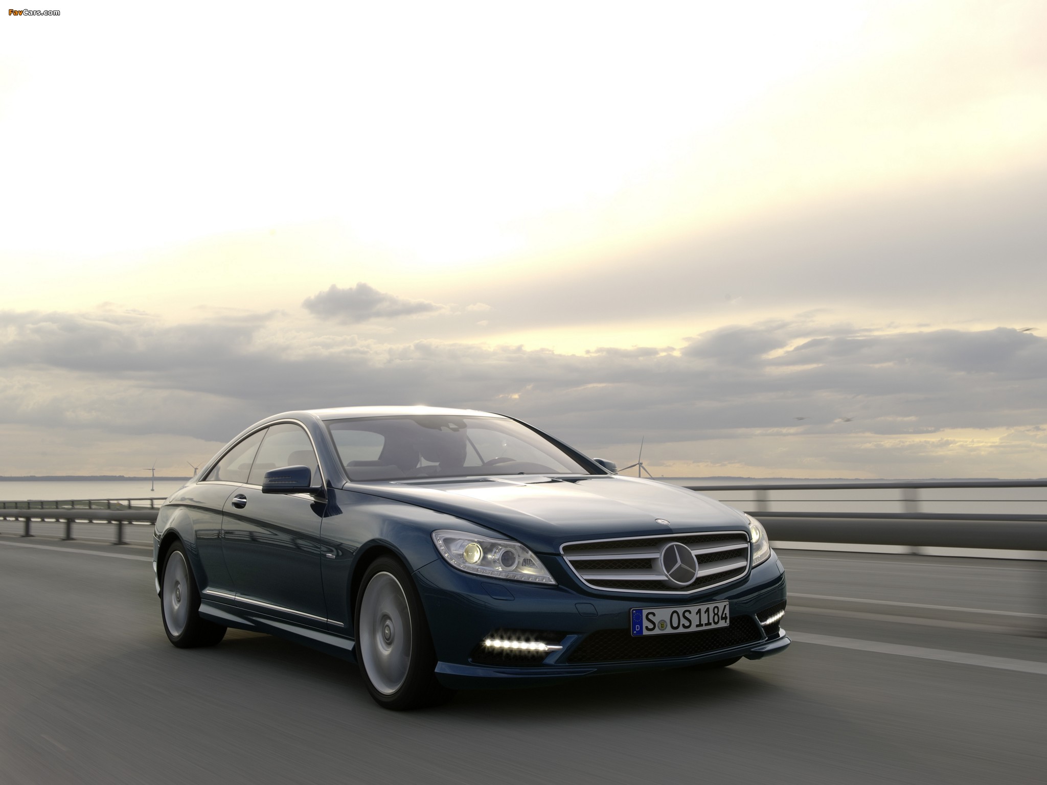 Images of Mercedes-Benz CL 500 4MATIC AMG Sports Package (C216) 2010 (2048 x 1536)