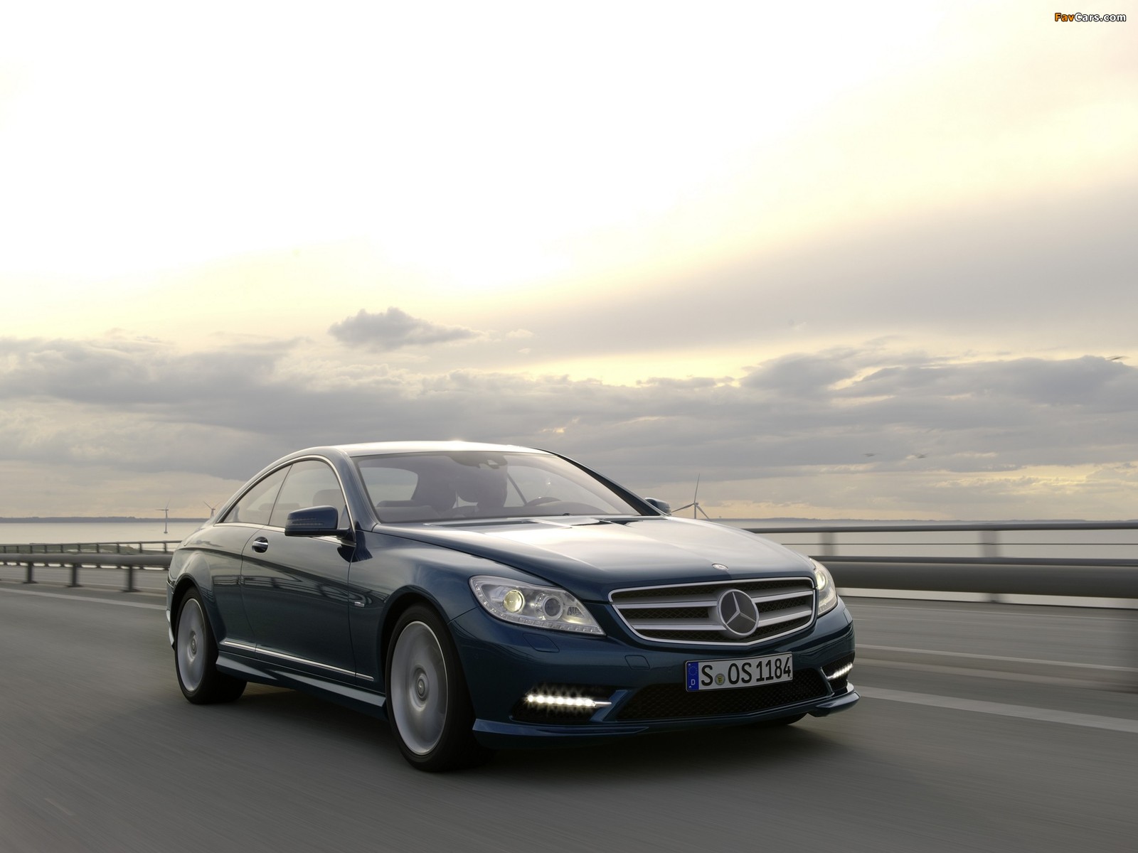 Images of Mercedes-Benz CL 500 4MATIC AMG Sports Package (C216) 2010 (1600 x 1200)