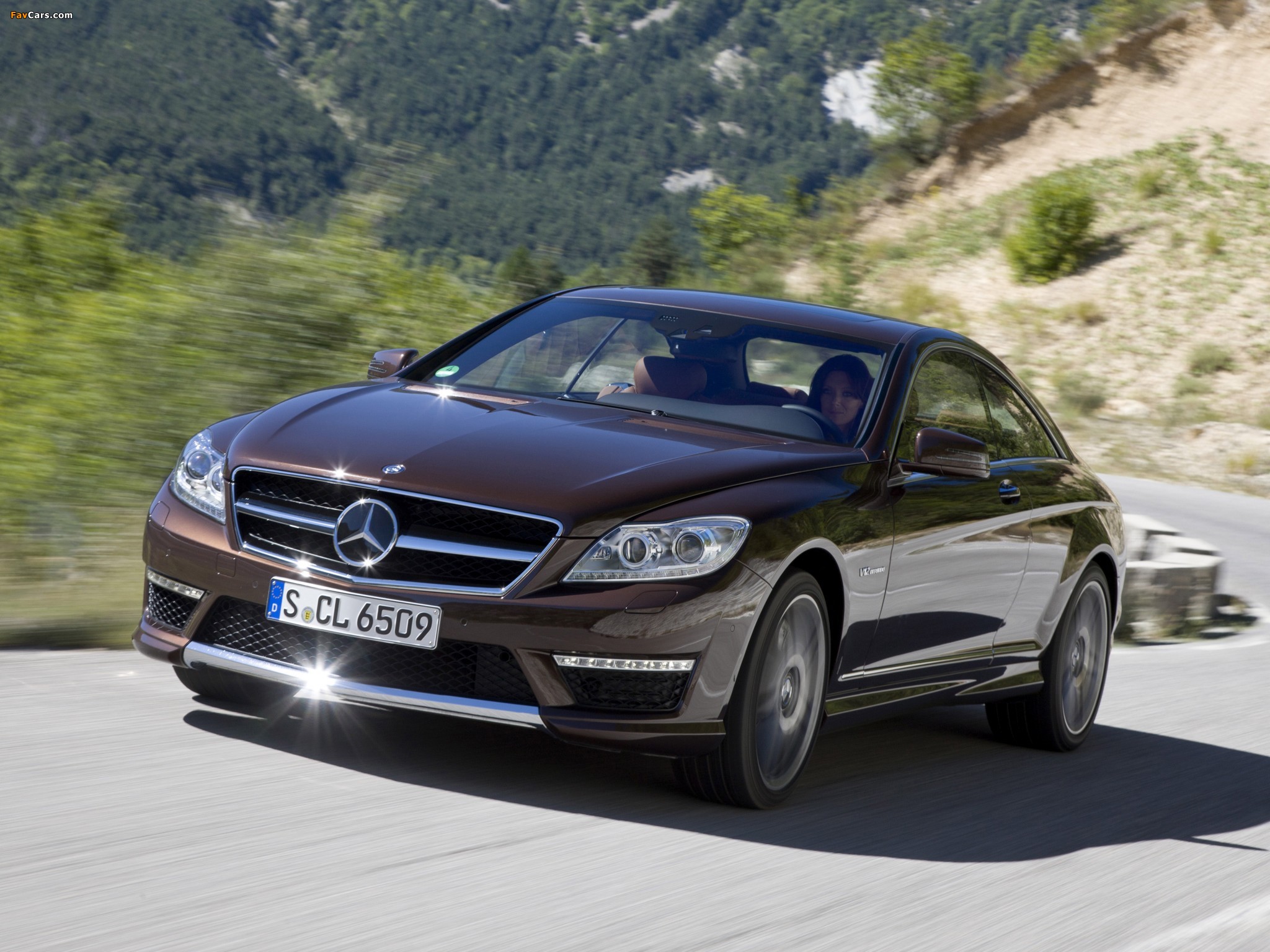 Images of Mercedes-Benz CL 65 AMG (C216) 2010 (2048 x 1536)