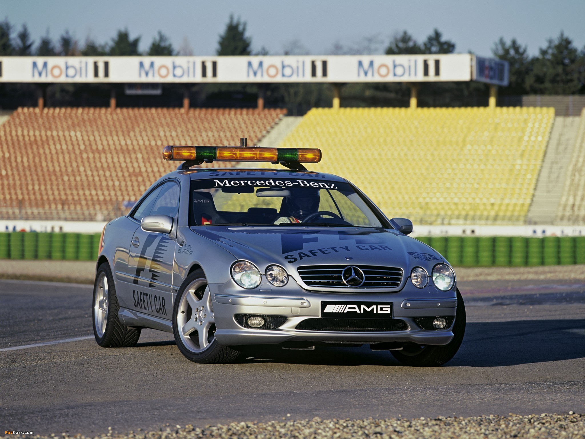 Mercedes-Benz CL 55 AMG F1 Safety Car (C215) 2000–01 images (2048 x 1536)