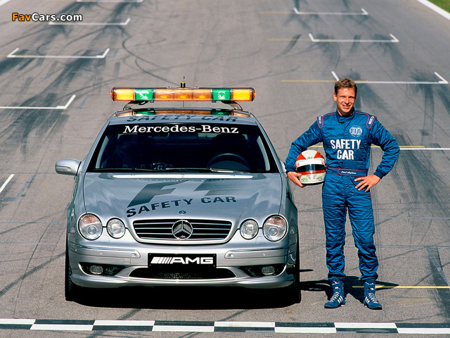Mercedes-Benz CL 55 AMG F1 Safety Car (C215) 2000–01 pictures (640 x 480)