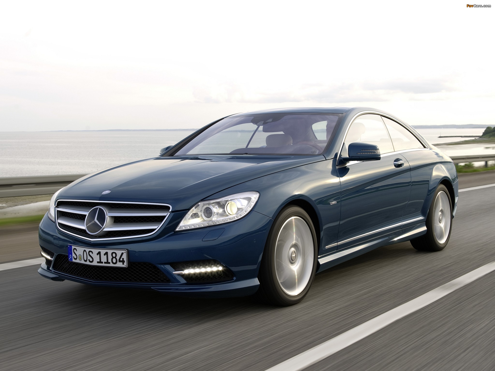 Photos of Mercedes-Benz CL 500 4MATIC AMG Sports Package (C216) 2010 (2048 x 1536)