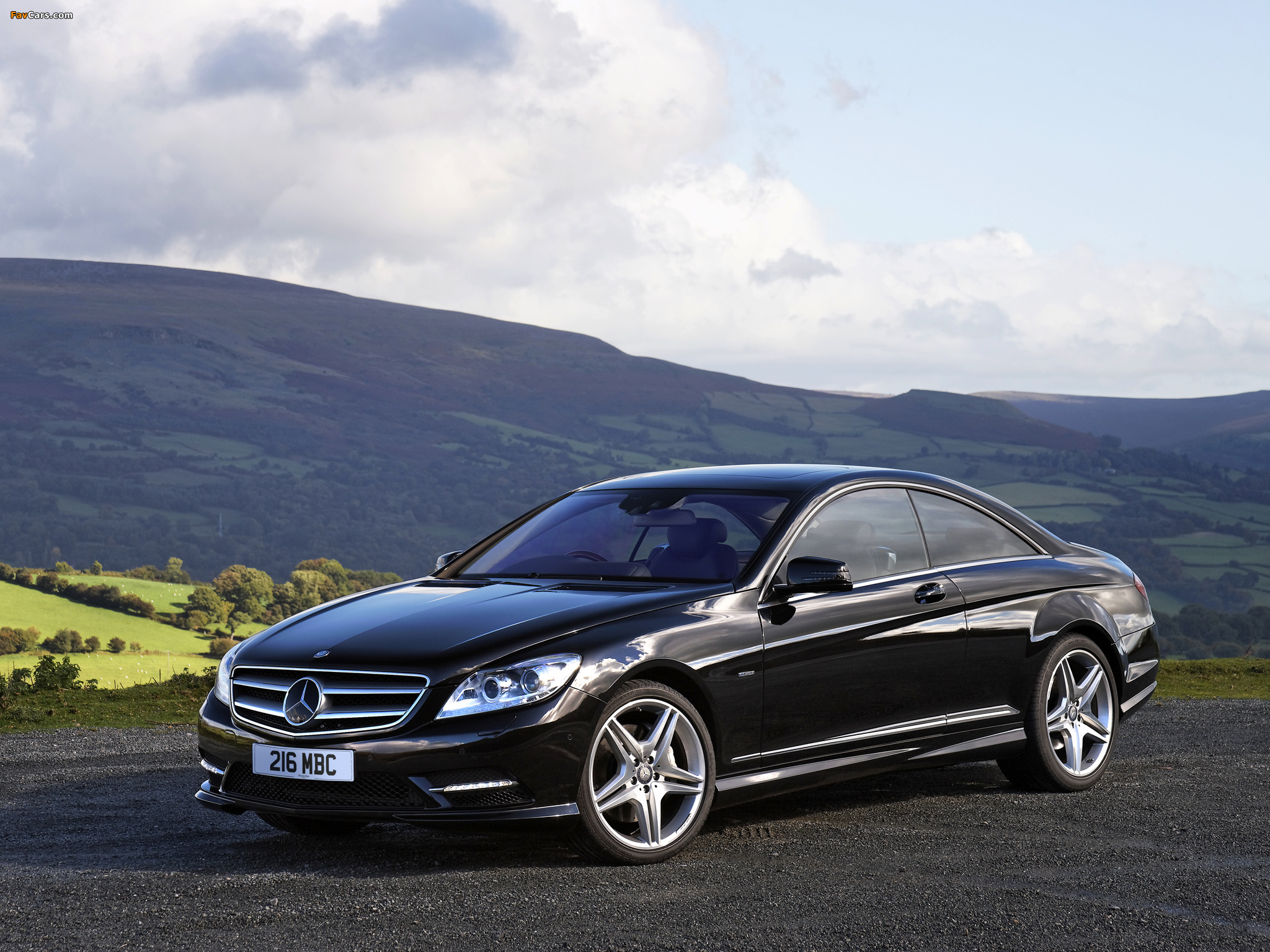 Photos of Mercedes-Benz CL 500 AMG Sports Package UK-spec (C216) 2010 (2048 x 1536)