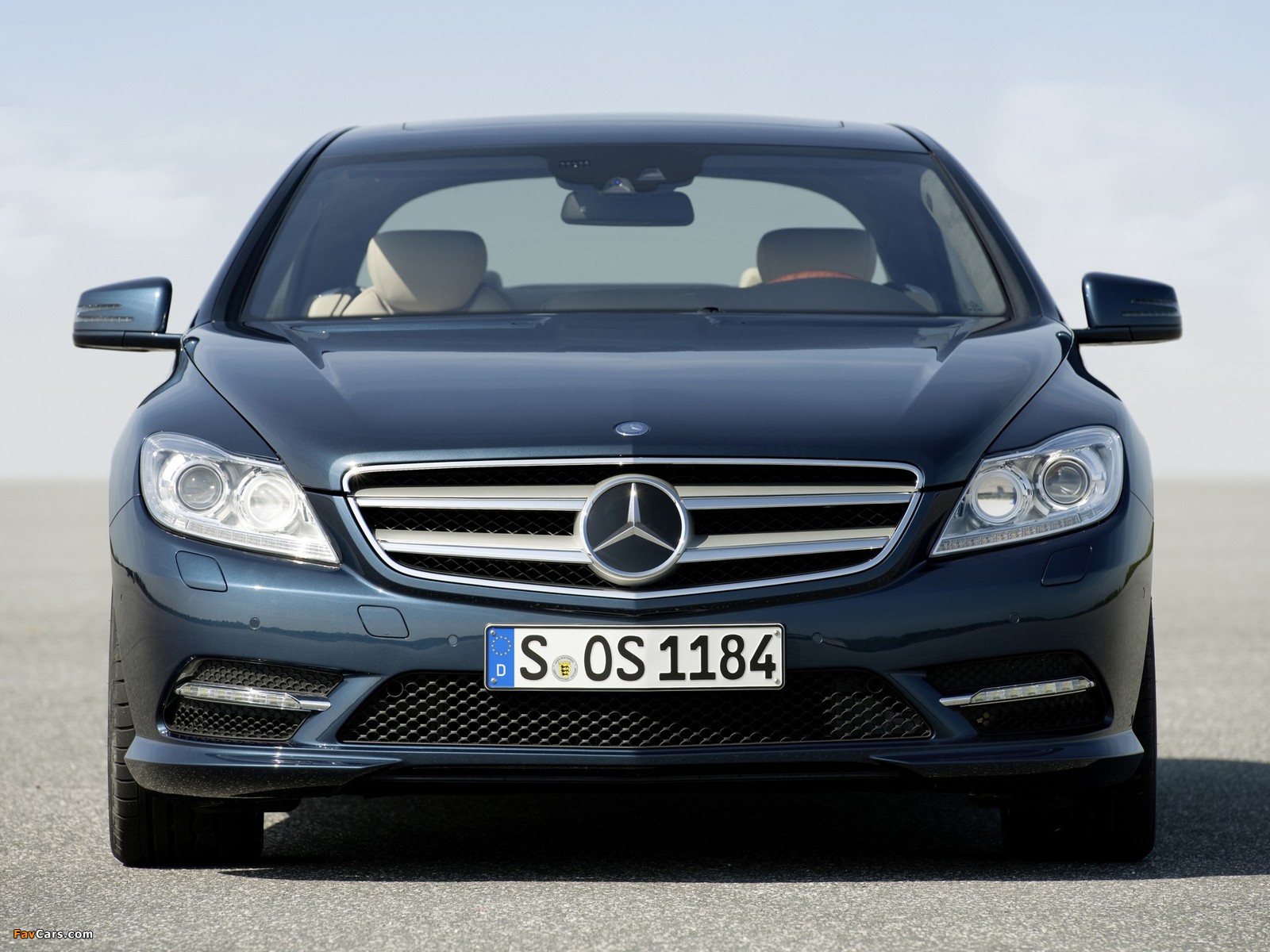 Photos of Mercedes-Benz CL 500 4MATIC AMG Sports Package (C216) 2010 (1600 x 1200)